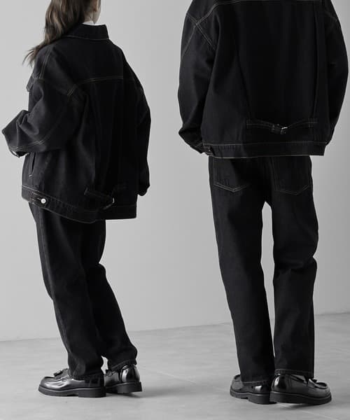 76277939b_b_10_500.jpg