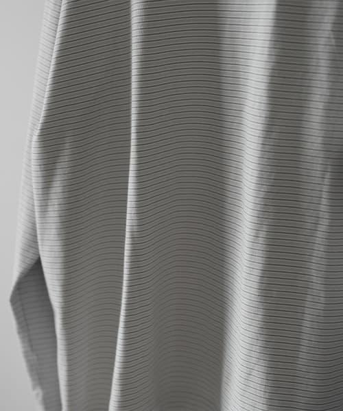 76949486b_b_32_500.jpg