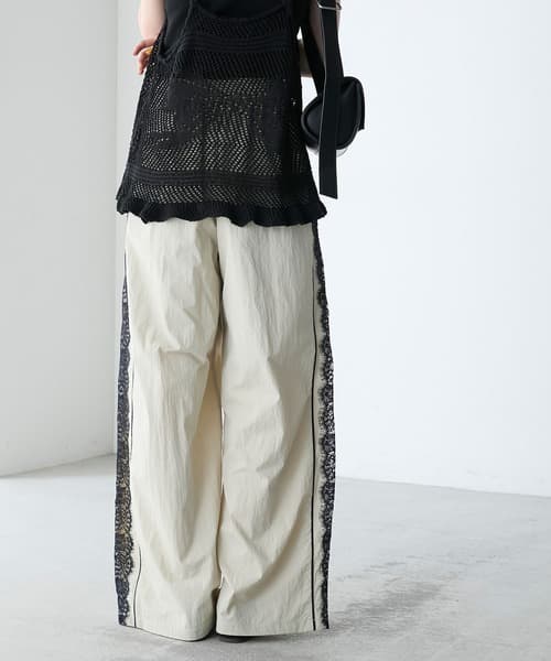 83395052b_b_22_500.jpg