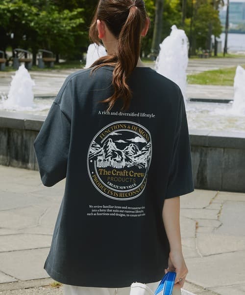 83469789b_b_159_500.jpg