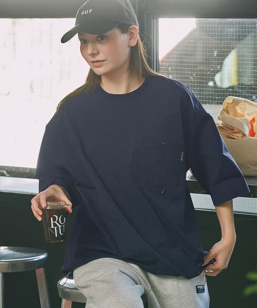 84076423b_b_249_500.jpg