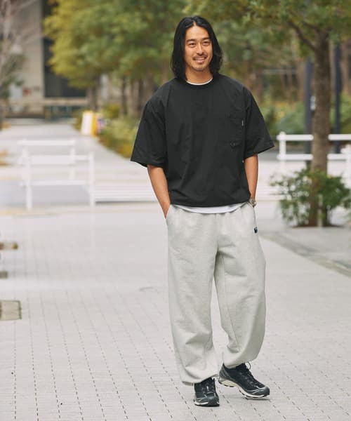 84076423b_b_286_500.jpg