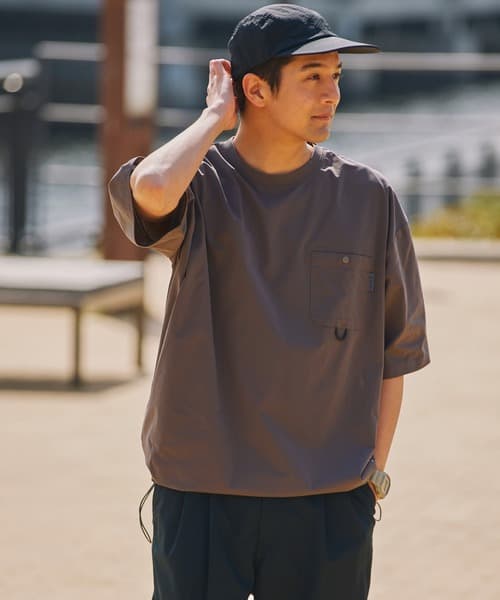 84076423b_b_346_500.jpg