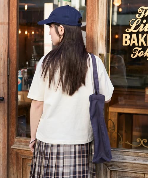 91614455b_b_34_500.jpg