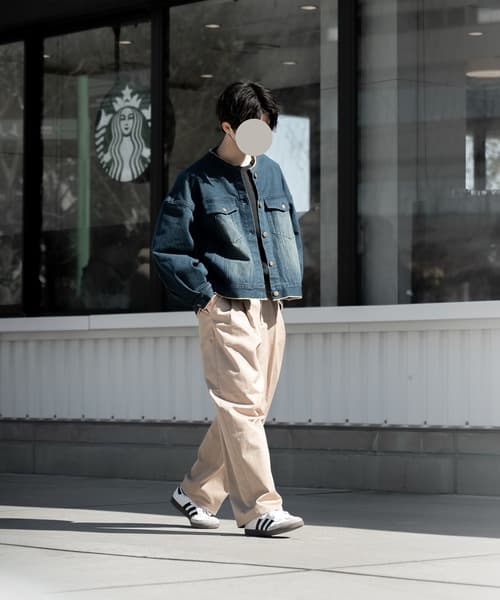 92467004b_b_57_500.jpg
