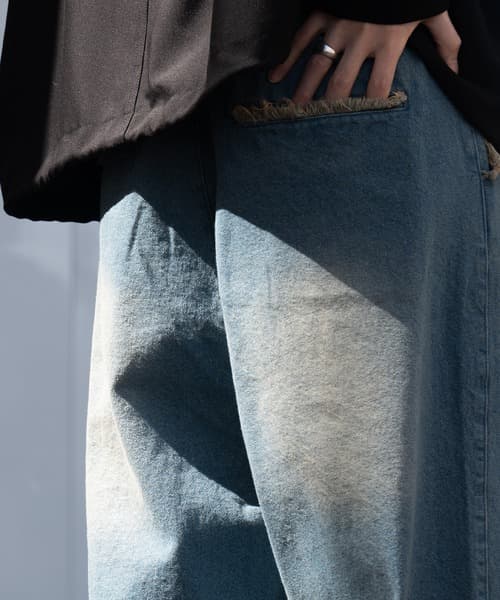 92467006b_b_87_500.jpg