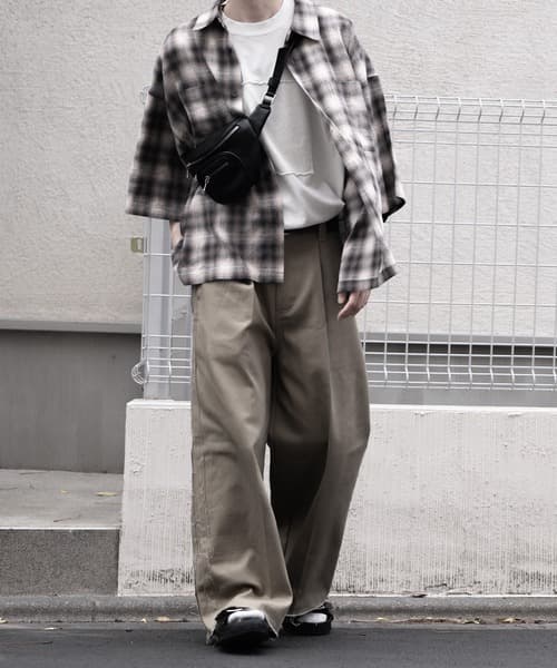 93488972b_b_72_500.jpg