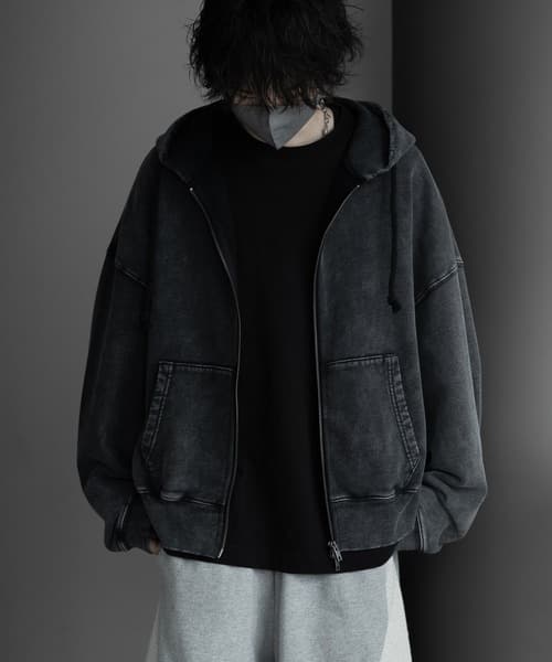 97526739b_b_14_500.jpg