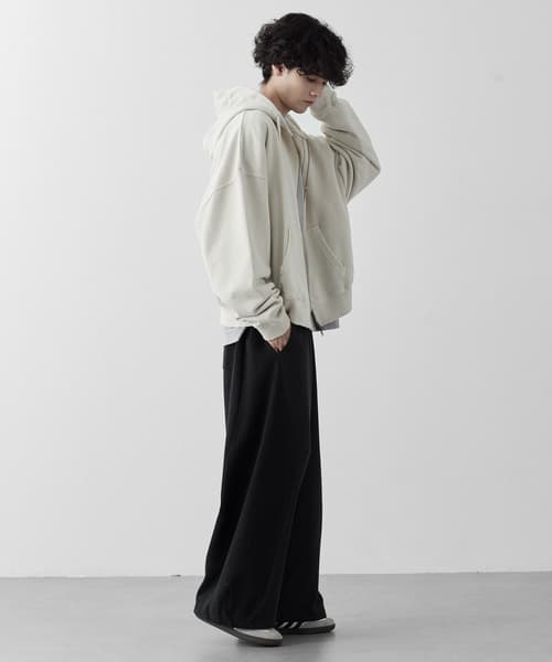 97526746b_b_50_500.jpg