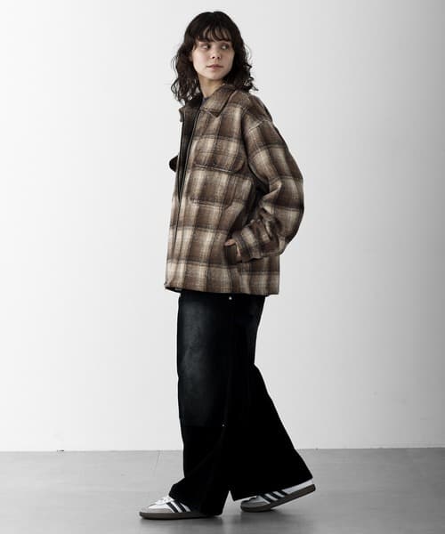 97703107b_b_44_500.jpg