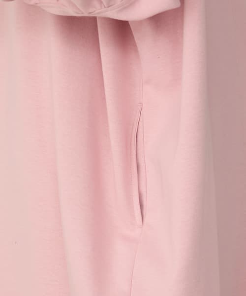 97703627b_b_22_500.jpg