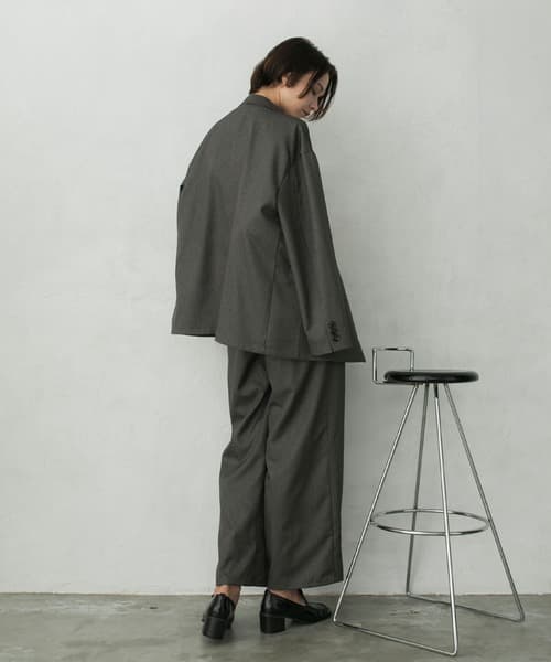 98305538b_b_33_500.jpg