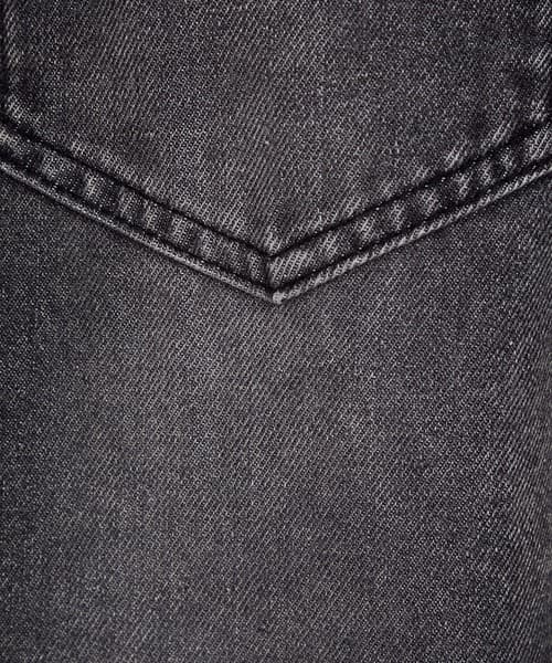 98909525b_b_31_500.jpg