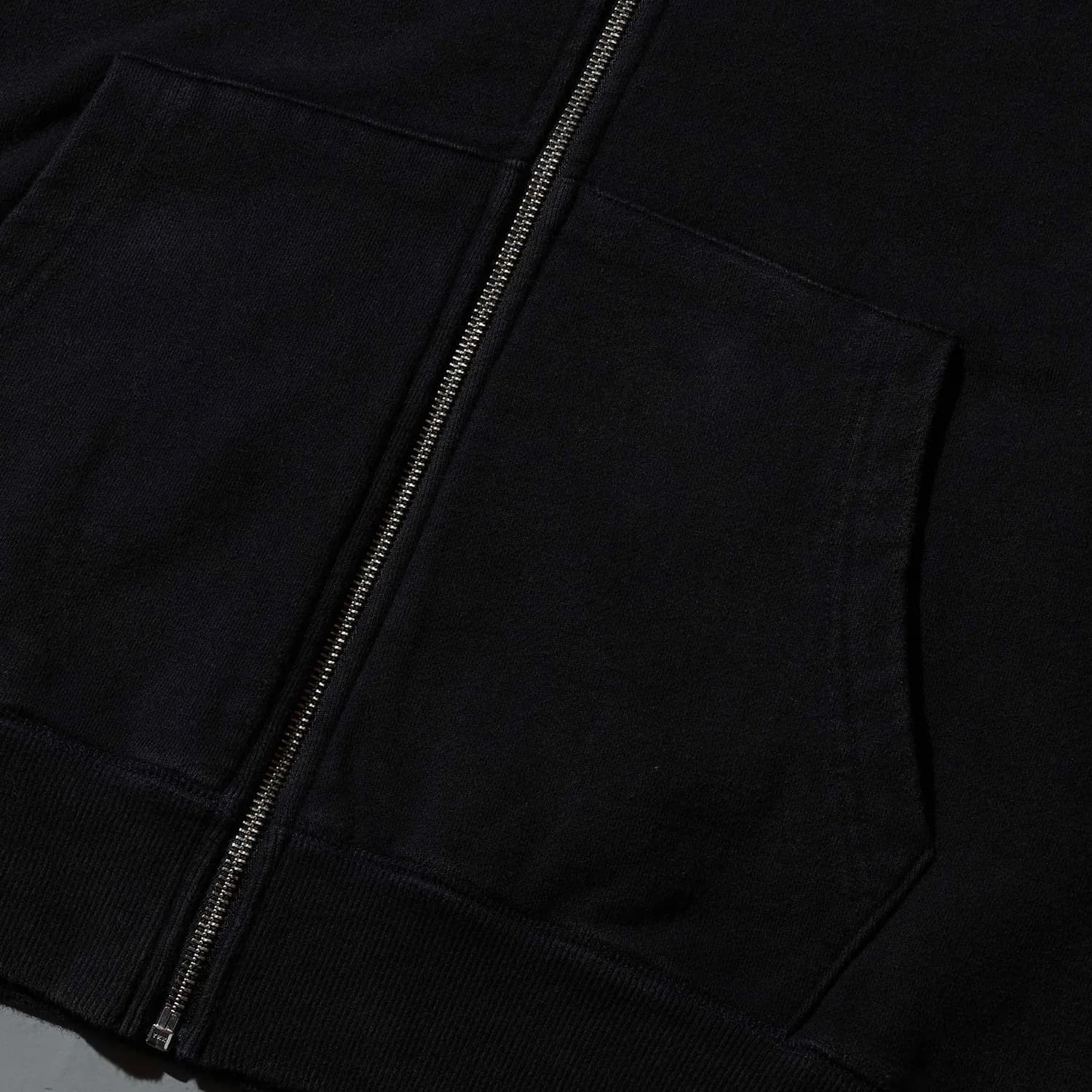ICONIC Zip Hoodie - b68cbc227a22e7e1873b40d26cc21f29.jpg
