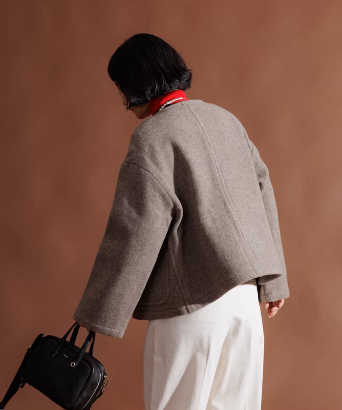 COLLARLESS JACKET
