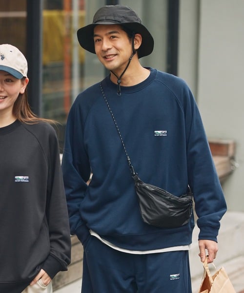 ネイビー