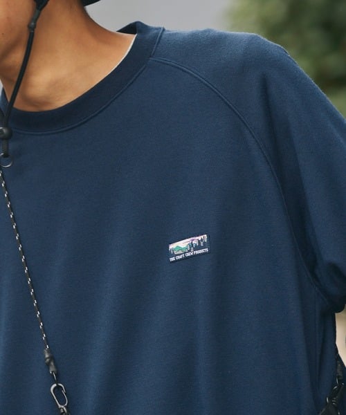 101762753b_b_141_500.jpg