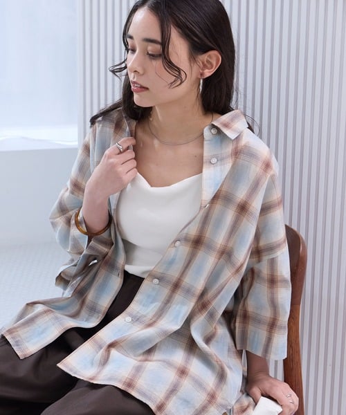 ブルー