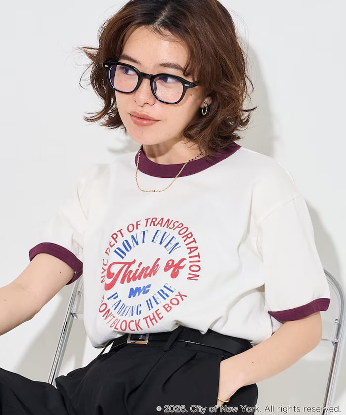 ワインレッド