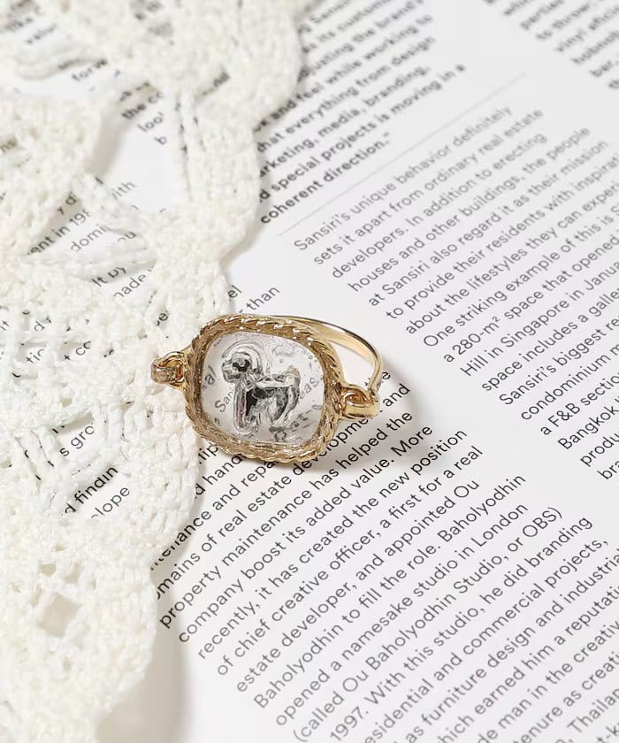 ゴールド