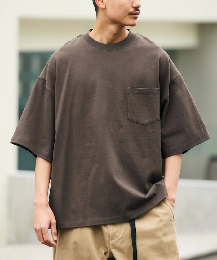 ブラウン