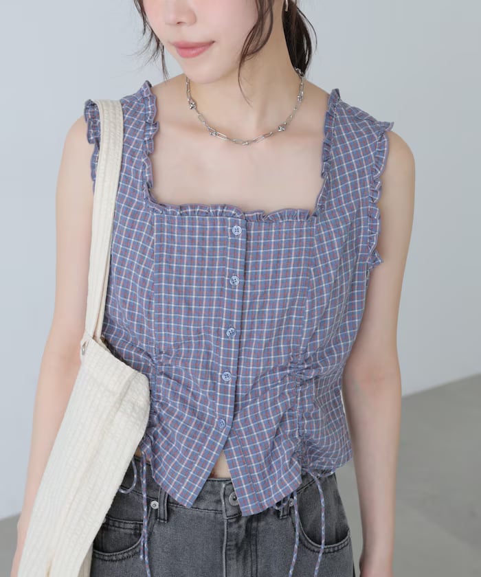 ブルー