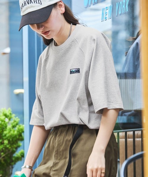 74746074b_b_67_500.jpg