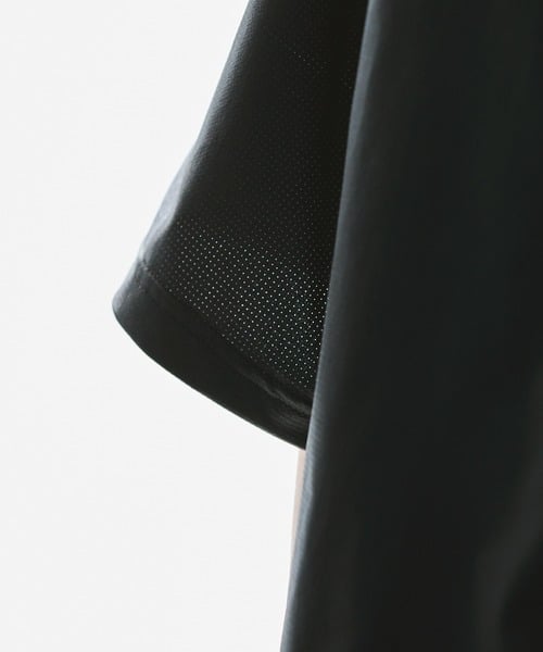 84076423b_b_137_500.jpg