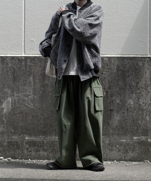 86486662b_b_49_500.jpg