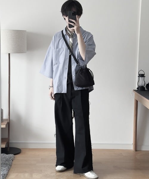 92422695b_b_75_500.jpg