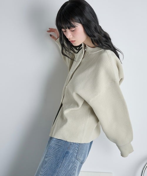 96959629b_b_79_500.jpg
