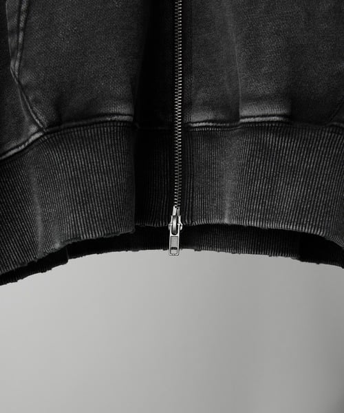 97526739b_b_63_500.jpg
