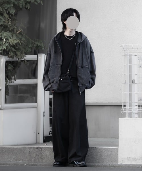 97526739b_b_95_500.jpg