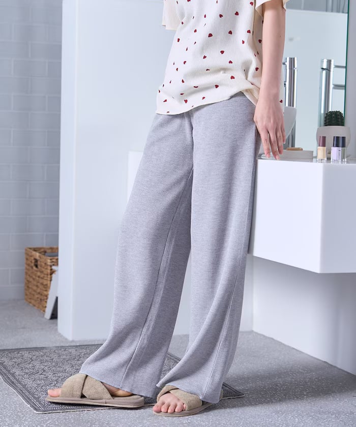 item69a9102dba7c8.jpg