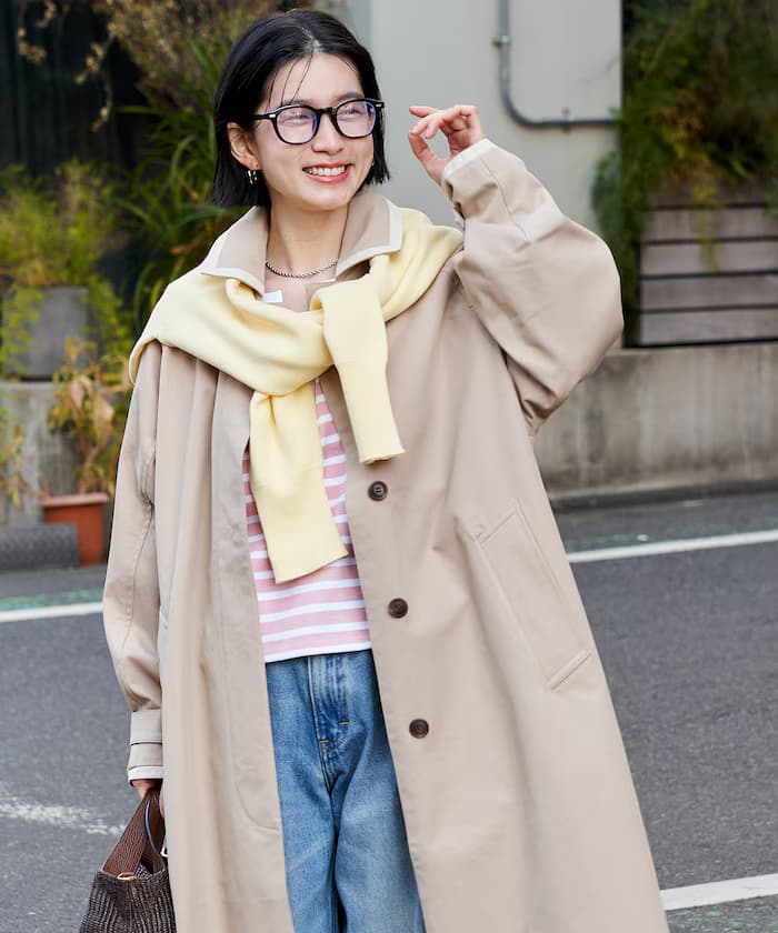 ベージュ