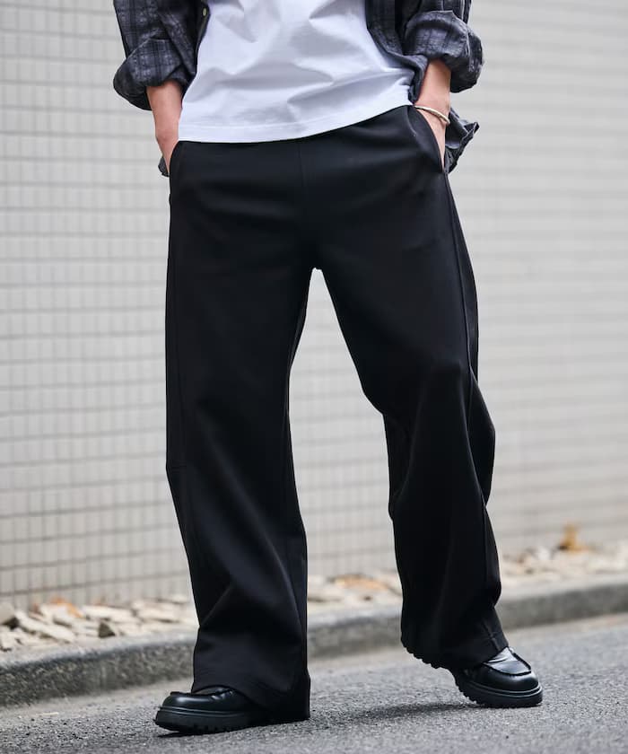 ブラック