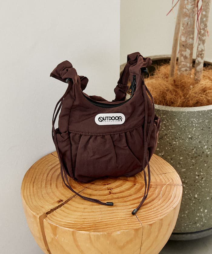 OUTDOOR PRODUCTS × PUBLUX 別注蛋形側背包 限定展開