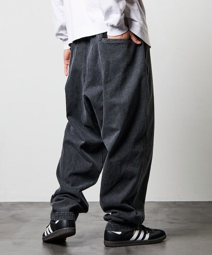 FREAKS STORE 寬版錐型褲(男女同款)